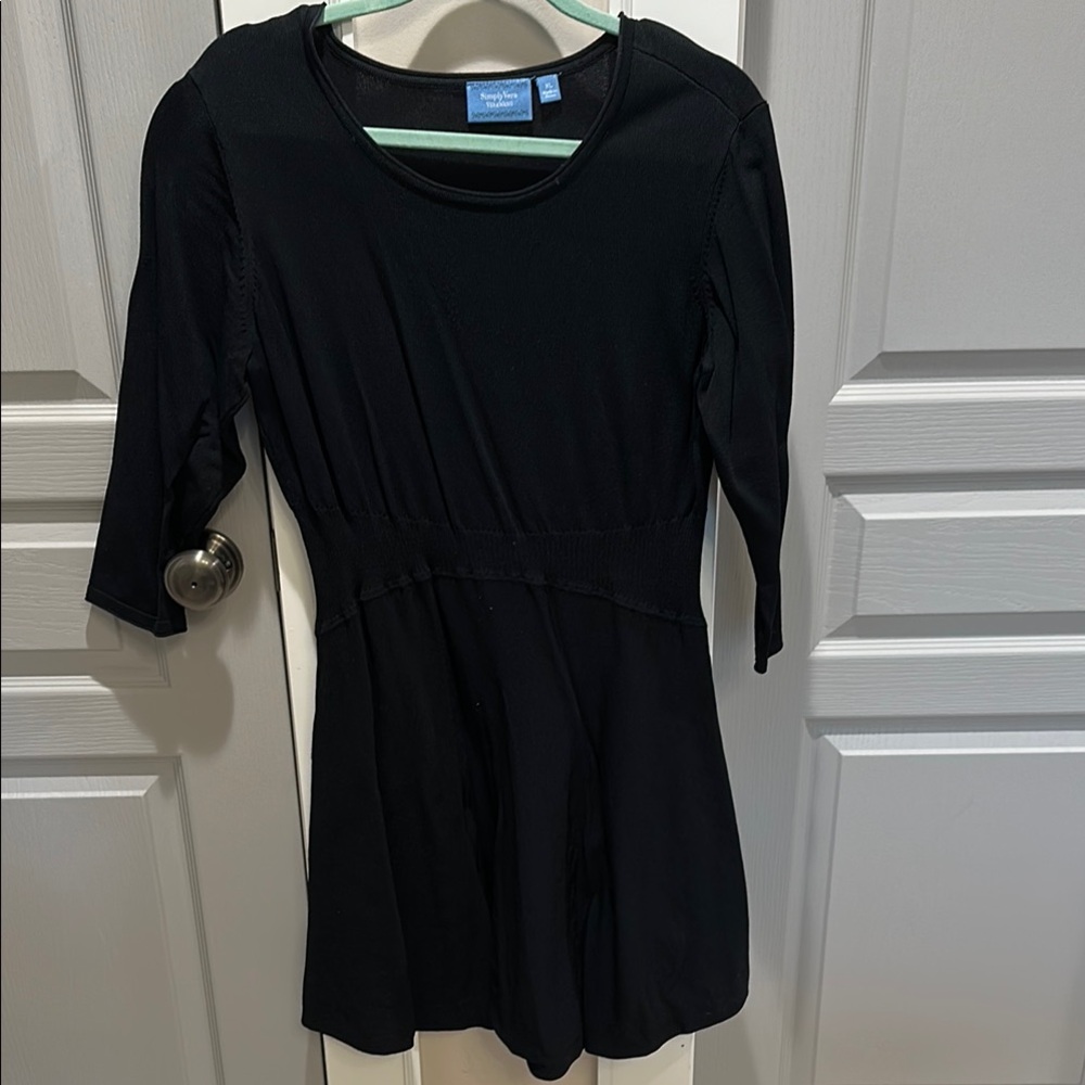 Simply Vera Vera Wang Black Long Sleeve fit and flare stretchy Dress